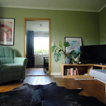 „gruene Hoehle“ In Schwerin